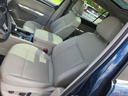 Used 2022 Volkswagen Atlas SE AWD/4WD image 11