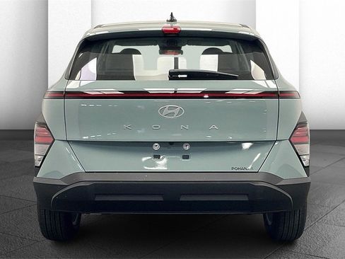 New 2026 Hyundai Kona SE image 4