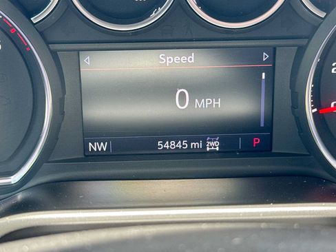 Used 2019 Chevrolet Silverado 1500 LT w/ All-Star Edition AWD/4WD image 10