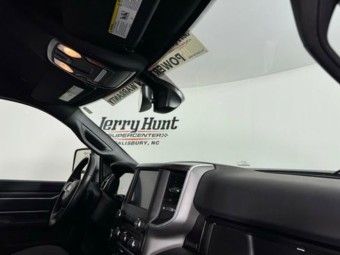 Used 2024 RAM 2500 Big Horn w/ Bed Utility Group image 31