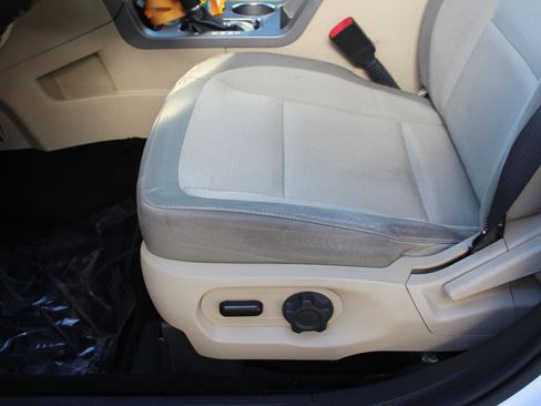 Used 2018 Ford Flex SE image 29