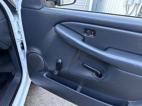 Used 2000 Chevrolet Silverado 1500 4x4 Extended Cab image 23
