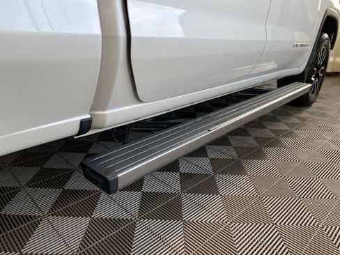 Used 2022 GMC Sierra 1500 Denali w/ Denali Reserve Package image 13