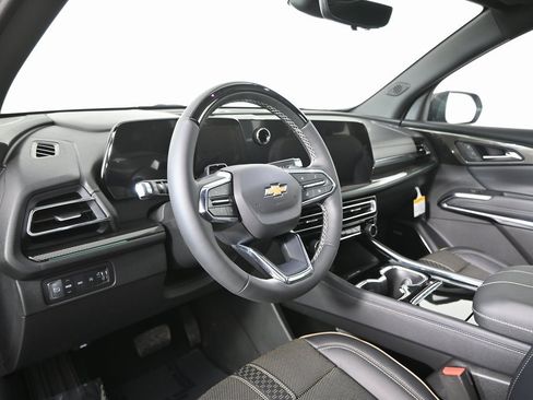 New 2026 Chevrolet Traverse High Country image 23