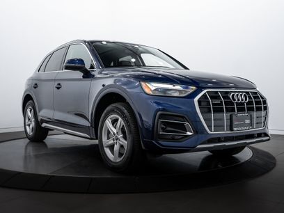 Certified 2024 Audi Q5 2.0T Premium w/ Convenience Package