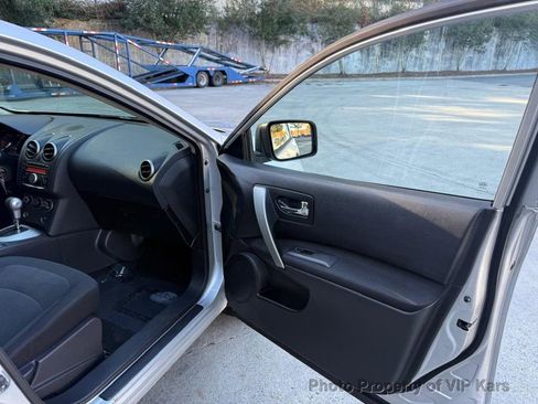 Used 2012 Nissan Rogue S image 10