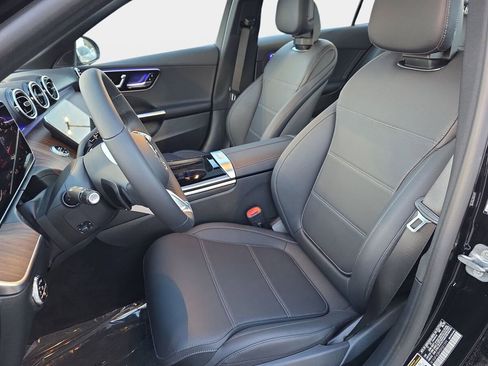 New 2025 Mercedes-Benz C 300 Sedan image 14