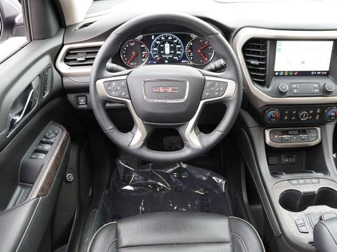 Certified 2023 GMC Acadia Denali w/ Denali Ultimate Package image 21