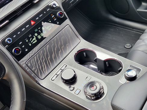 New 2026 Genesis GV80 3.5T e-SC image 14