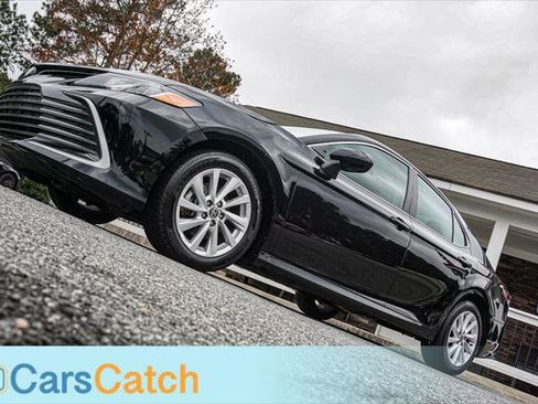 Used 2023 Toyota Camry LE image 4
