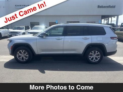 Certified 2022 Jeep Grand Cherokee L Limited AWD/4WD image 2