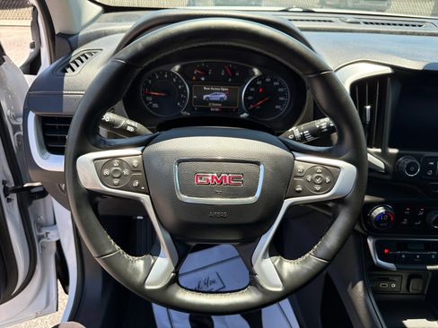 Used 2024 GMC Terrain SLT FWD image 14