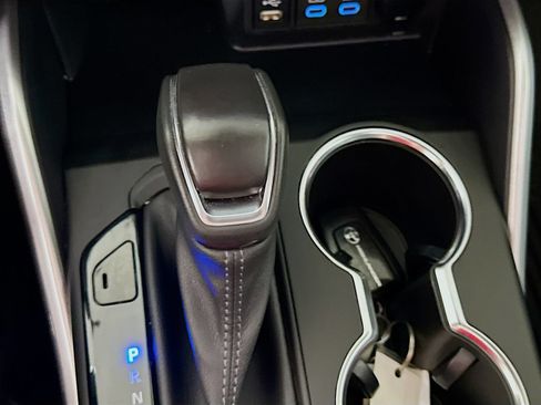 Certified 2022 Toyota Highlander XLE image 19