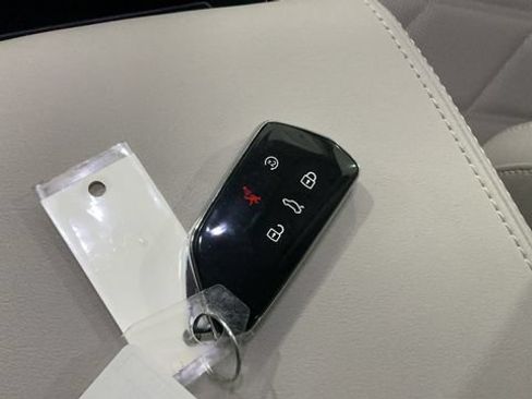 Used 2026 Volkswagen Atlas SE AWD/4WD image 37
