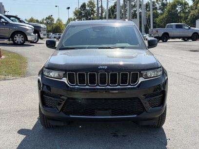 New 2025 Jeep Grand Cherokee Laredo X w/ Luxury Tech Group I