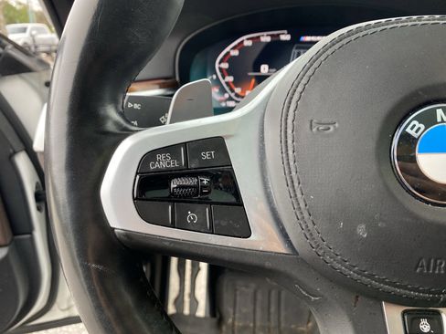 Used 2020 BMW M550i xDrive w/ Premium Package image 23