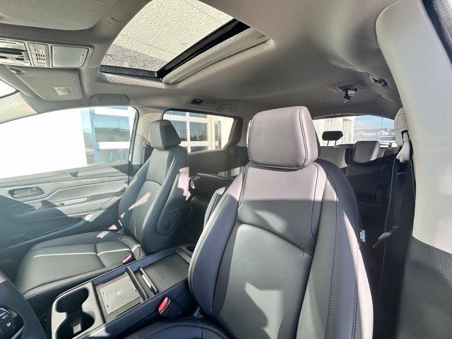 Used 2026 Honda Odyssey EX-L image 7