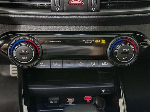 Used 2023 Kia Forte GT w/ GT2 Package image 9