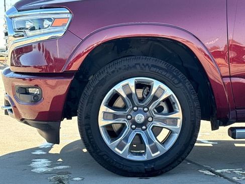 Used 2022 RAM 1500 Limited w/ Body Color Bumper Group AWD/4WD image 6
