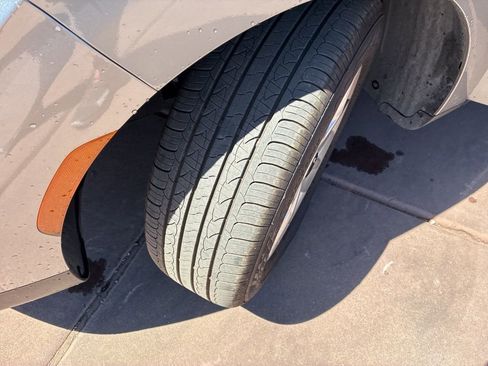 Certified 2025 Kia Soul LX FWD image 37