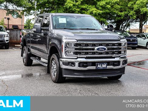 Used 2025 Ford F350 Lariat AWD/4WD image 5