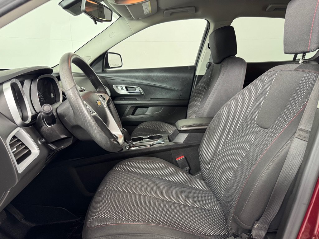 Used 2017 Chevrolet Equinox LT FWD image 11