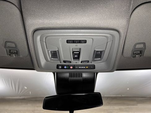 Used 2024 Chevrolet Silverado 1500 LT Trail Boss w/ LT Trail Boss Premium Package image 18