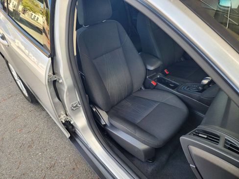 Used 2015 Ford Focus SE image 27