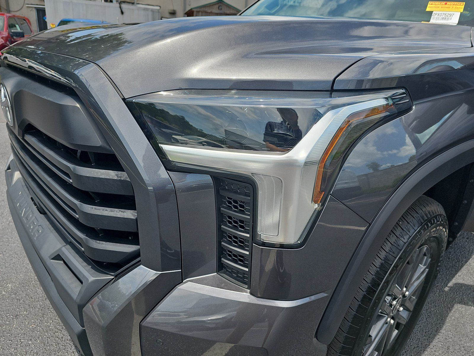 Used 2023 Toyota Tundra SR5 w/ SR5 Convenience Package AWD/4WD image 32
