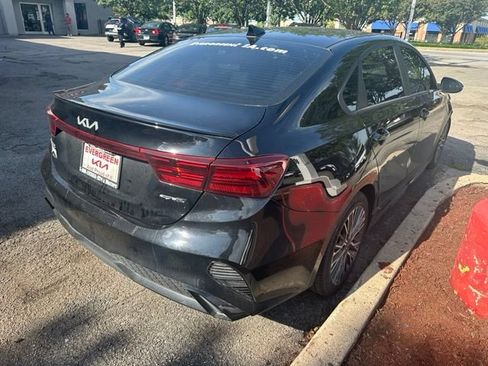 Used 2023 Kia Forte GT-Line FWD image 4