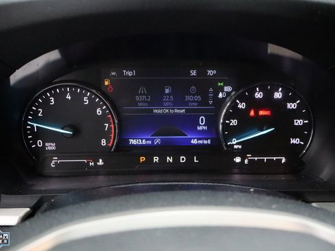 Used 2021 Ford Explorer XLT image 18