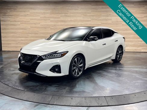 Used 2023 Nissan Maxima Platinum w/ Sport Mat Group FWD image 5