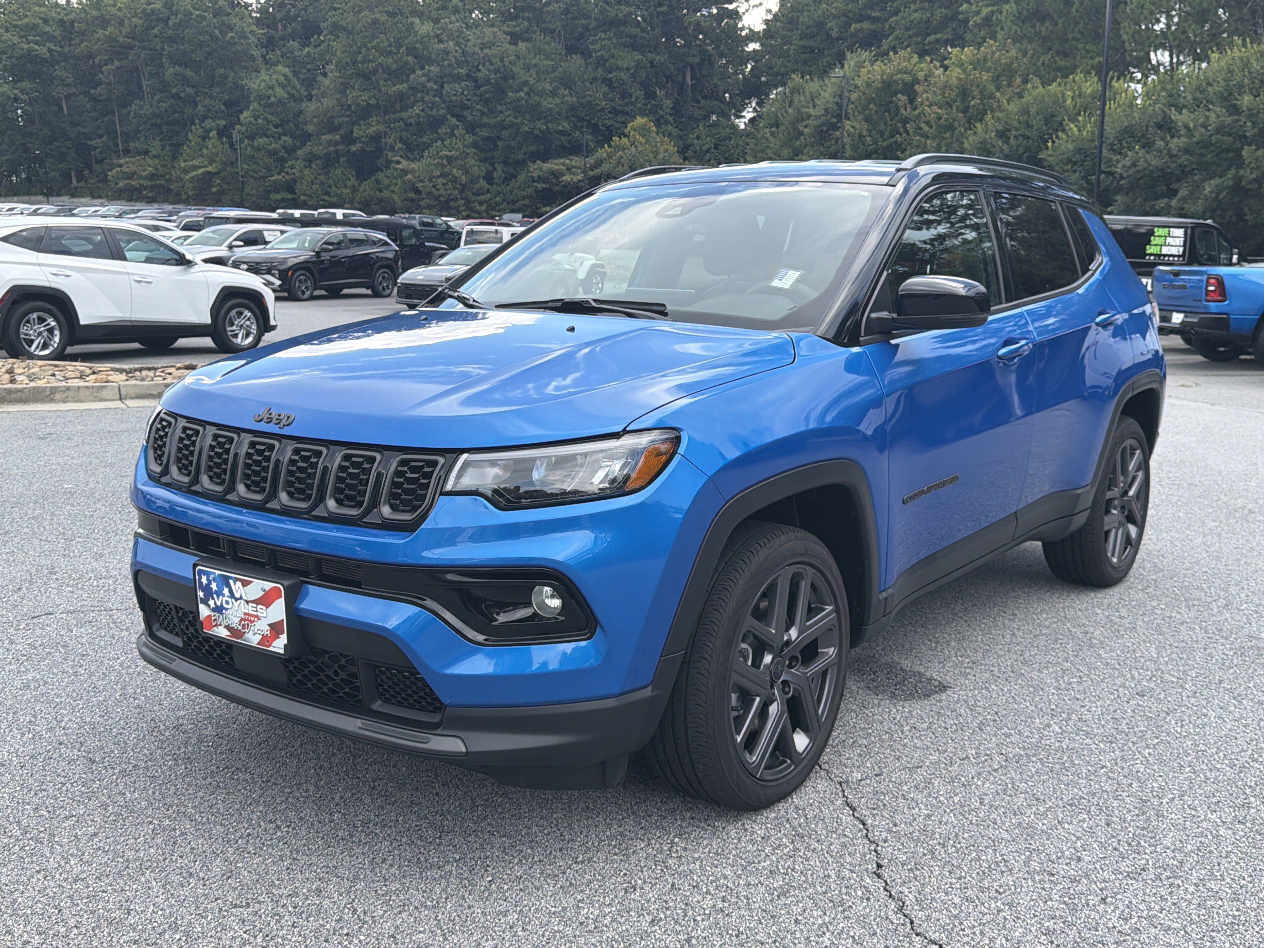 Used 2026 Jeep Compass Limited AWD/4WD image 3