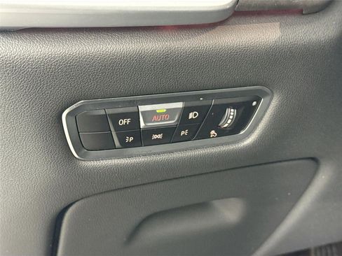 Used 2023 BMW X5 sDrive40i w/ Premium Package image 14