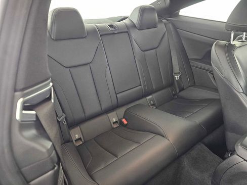 Used 2024 BMW 430i xDrive Coupe w/ Premium Package image 12