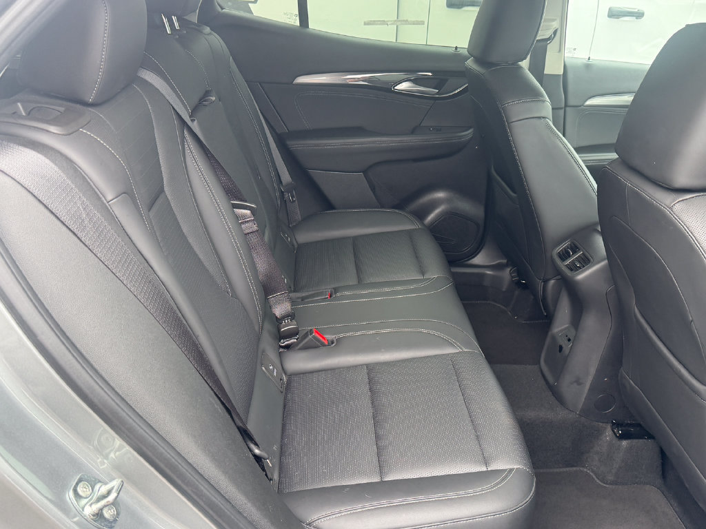 Used 2024 Buick Envision Preferred AWD/4WD image 32