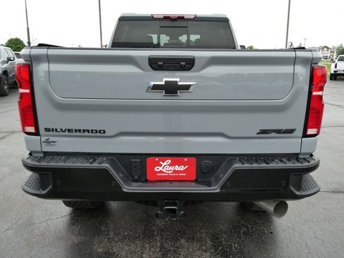 Certified 2025 Chevrolet Silverado 2500 ZR2 w/ Technology Package AWD/4WD image 6