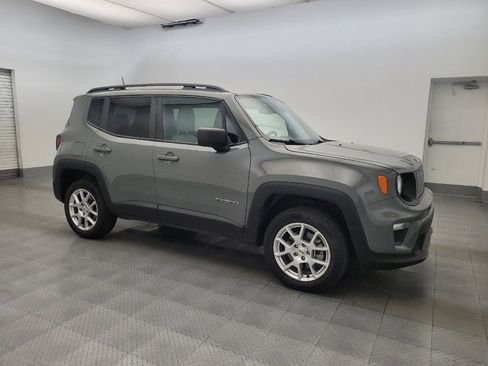 Used 2022 Jeep Renegade Latitude w/ Convenience Group AWD/4WD image 11