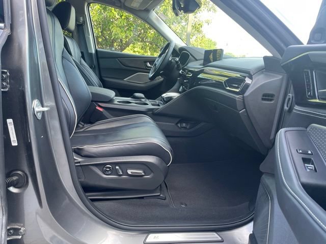 Used 2023 Acura MDX w/ Advance Package AWD/4WD image 17