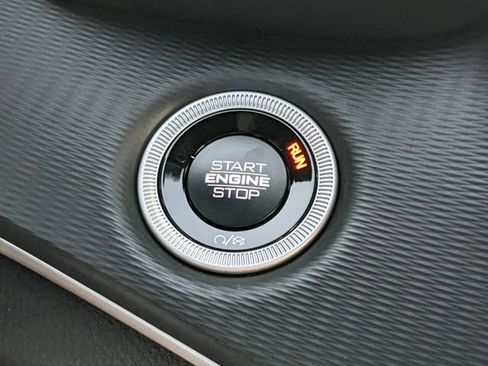 New 2025 Jeep Grand Cherokee L Laredo w/ Luxury Tech Group I image 24