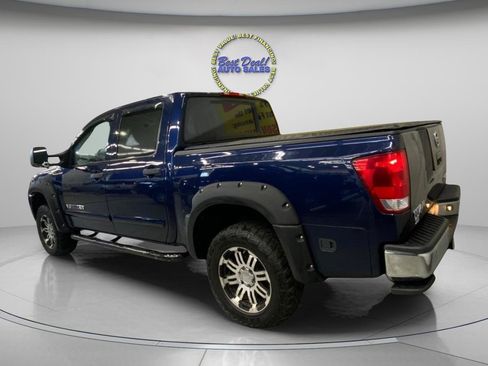 Used 2012 Nissan Titan SV w/ SV Premium Utility Pkg AWD/4WD image 3