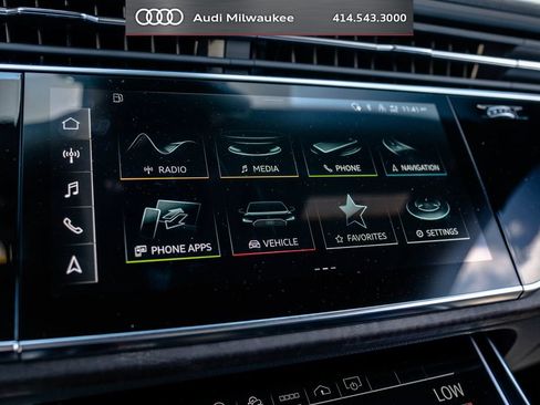 Used 2023 Audi Q8 Premium Plus w/ Premium Plus Package AWD/4WD image 31