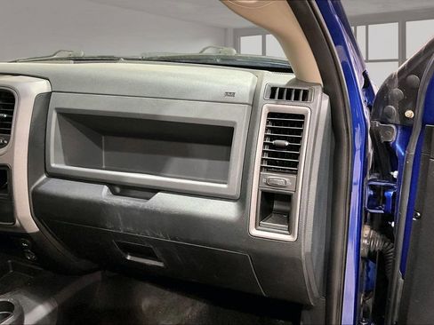 Used 2016 RAM 2500 Tradesman w/ Chrome Appearance Group AWD/4WD image 17