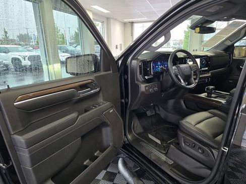 Used 2024 Chevrolet Silverado 1500 RST w/ Redline Edition image 20