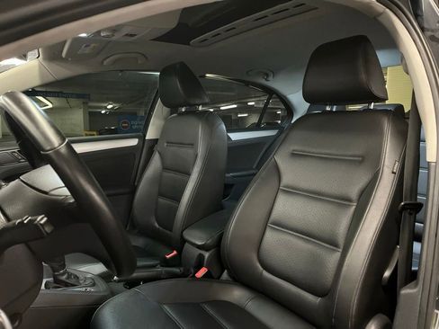 Used 2014 Volkswagen Jetta SE image 16