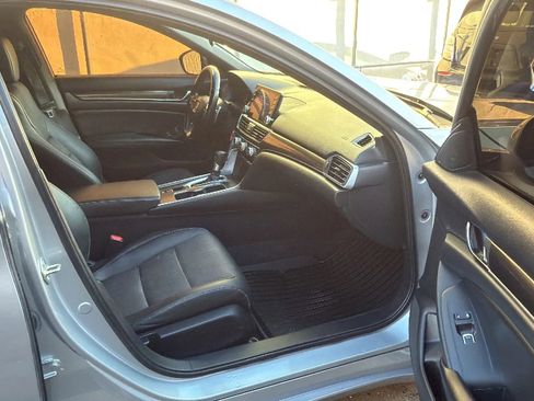 Used 2019 Honda Accord Sport image 25