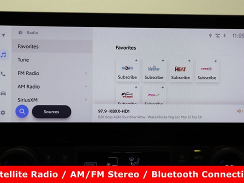 Certified 2025 Toyota Grand Highlander FWD image 19