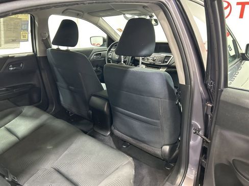 Used 2015 Honda Accord LX image 15