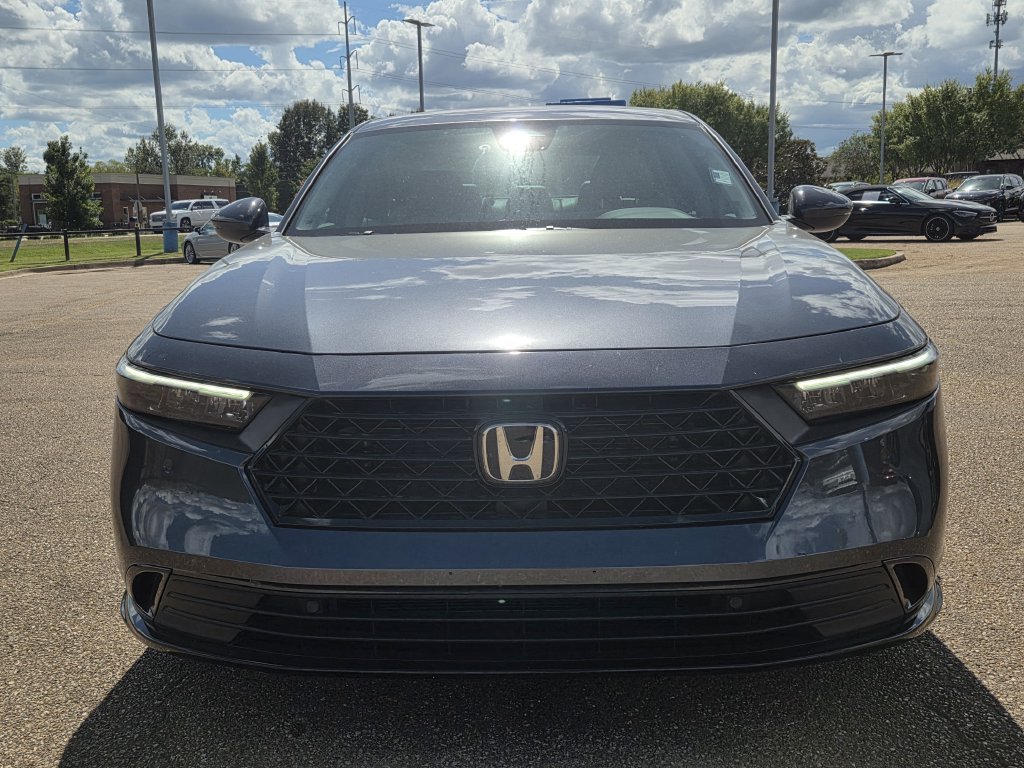 Certified 2025 Honda Accord EX-L image 2