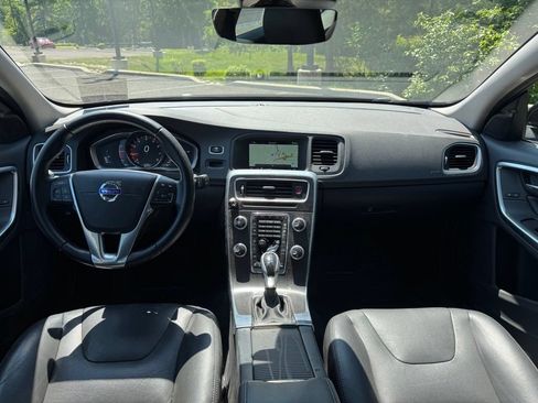 Used 2016 Volvo V60 T5 Premier AWD/4WD image 8